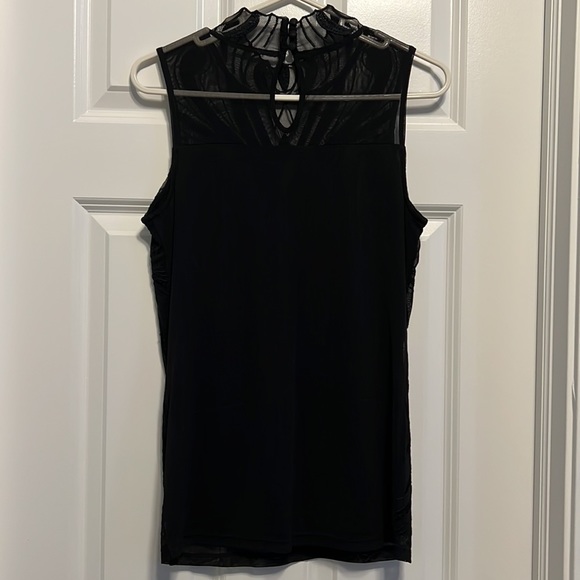 NEW w/o tags Women's INC black Size M sleeveless blouse - Picture 5 of 6